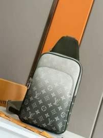 Picture of Louis Vuitton Mens Bags _SKUfw178152733fw
